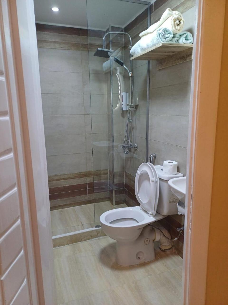 Hostel Hub *